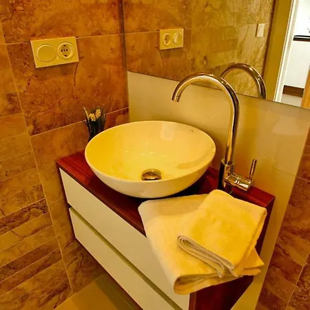 Sea Coast Apartman *